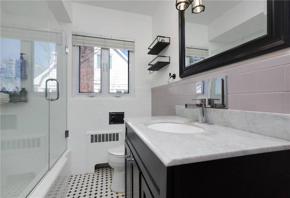 333 Howard Avenue, Staten Island, New York 10301, 4 Bedrooms Bedrooms, ,3 BathroomsBathrooms,Residential,For Sale,Howard,480913