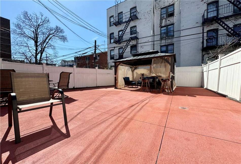 1858 84th Street, Brooklyn, New York 11214, 8 Bedrooms Bedrooms, ,Residential,For Sale,84th,480941