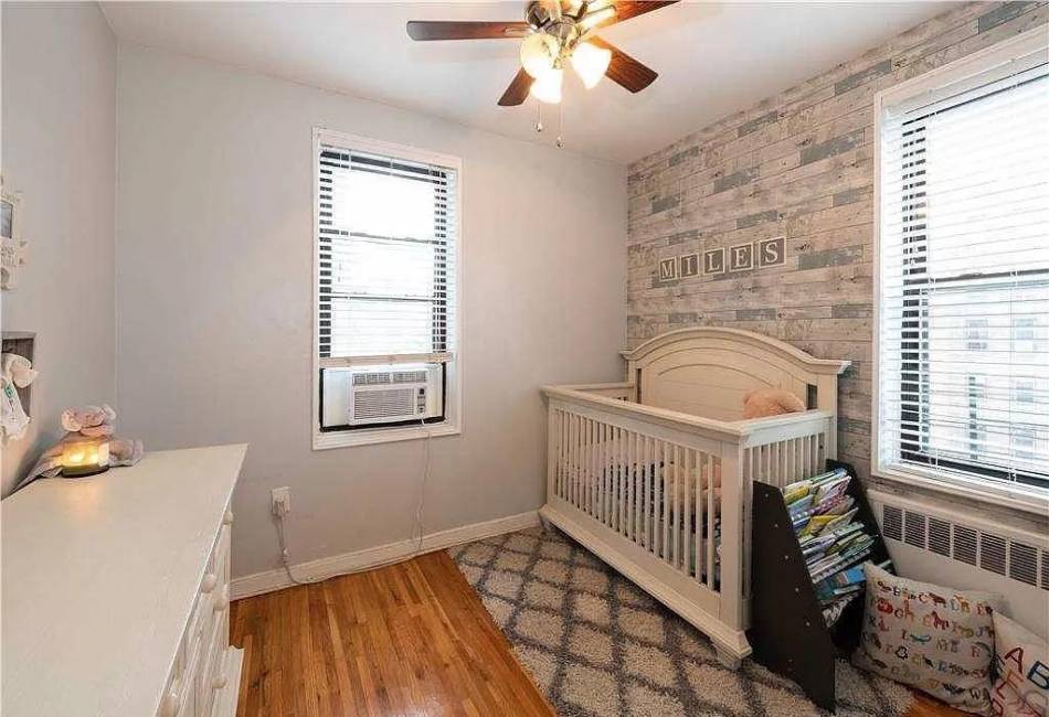 2229 Knapp Street, Brooklyn, New York 11229, 2 Bedrooms Bedrooms, ,1 BathroomBathrooms,Residential,For Sale,Knapp,481245