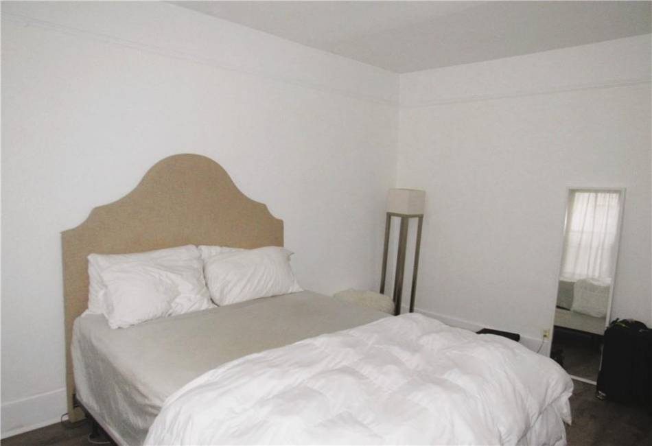 37-21 80th Street, Queens, New York 11372, 1 Bedroom Bedrooms, ,1 BathroomBathrooms,Residential,For Sale,80th,481432