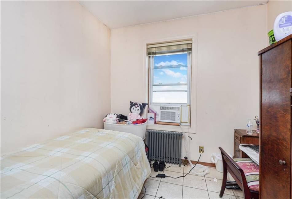 819 5th Avenue, Brooklyn, New York 11232, 8 Bedrooms Bedrooms, ,4 BathroomsBathrooms,Residential,For Sale,5th,481723