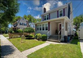 190 Burbank Avenue, State Island, New York 10306, 8 Bedrooms Bedrooms, ,4 BathroomsBathrooms,Residential,For Sale,Burbank,481877