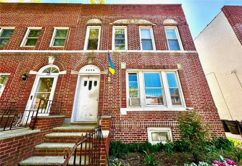 2226 63rd Street, Brooklyn, New York 11204, 7 Bedrooms Bedrooms, ,4 BathroomsBathrooms,Residential,For Sale,63rd,481871