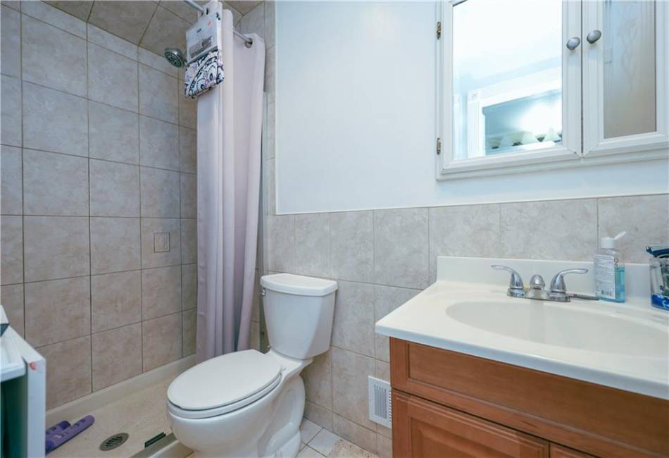 223 Hillman Avenue, Staten Island, New York 10314, ,4 BathroomsBathrooms,Residential,For Sale,Hillman,482065