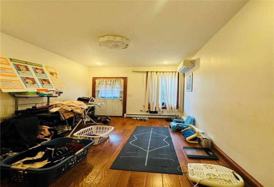 1763 7th Street, Brooklyn, New York 11223, 13 Bedrooms Bedrooms, ,7 BathroomsBathrooms,Residential,For Sale,7th,482040