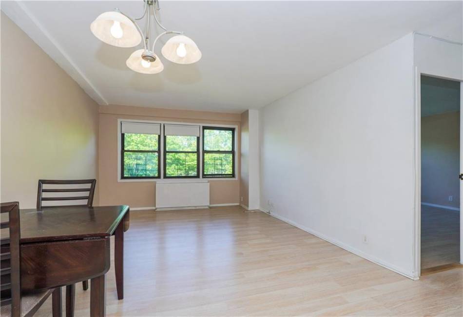 1100 Clove Road, Staten Island, New York 10301, 1 Bedroom Bedrooms, ,1 BathroomBathrooms,Residential,For Sale,Clove,482119