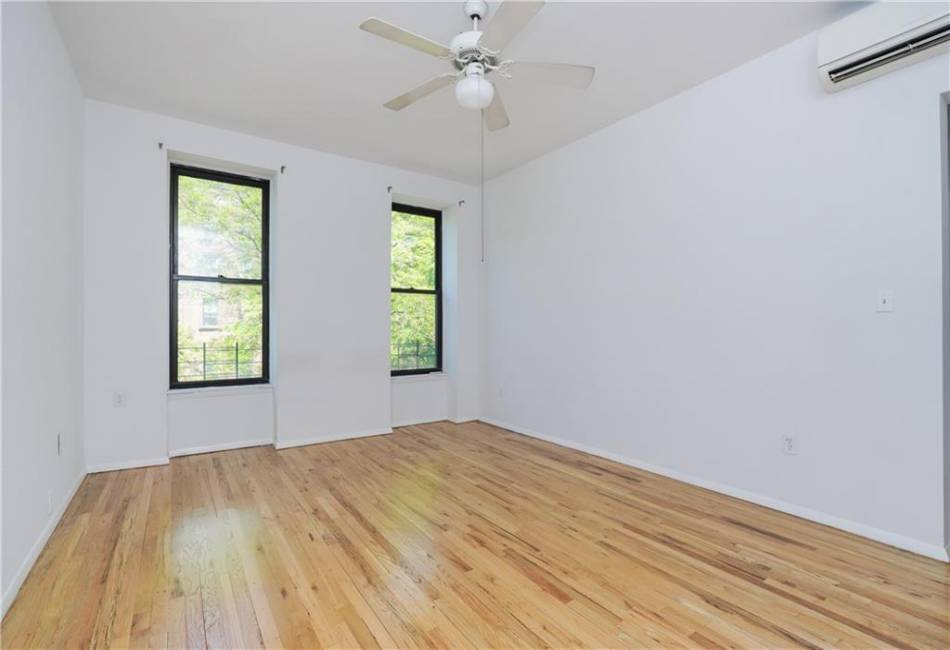 64 1st Place, Brooklyn, New York 11231, 10 Bedrooms Bedrooms, ,6 BathroomsBathrooms,Residential,For Sale,1st,482019