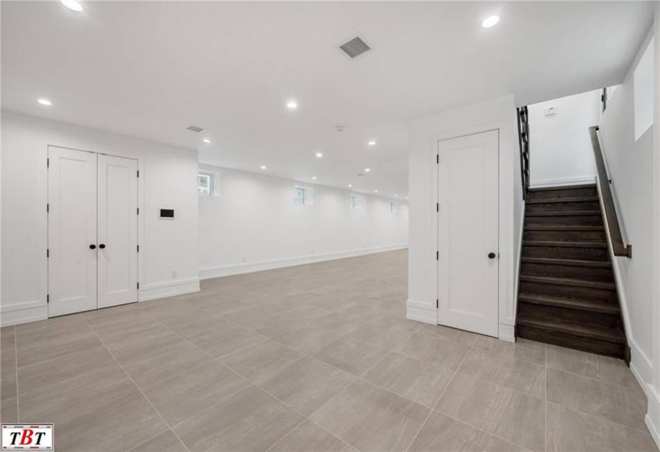 1575 28th Street, Brooklyn, New York 11229, 4 Bedrooms Bedrooms, ,5 BathroomsBathrooms,Residential,For Sale,28th,482148