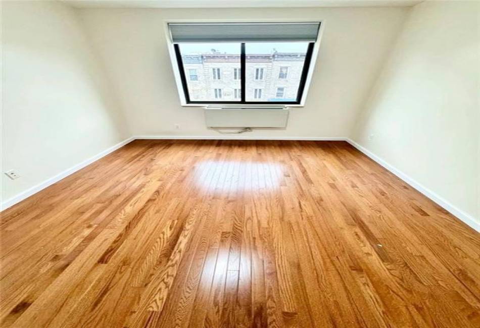 4112 8th Avenue, Brooklyn, New York 11232, 2 Bedrooms Bedrooms, ,1 BathroomBathrooms,Residential,For Sale,8th,482175