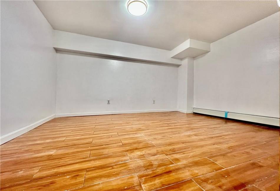 2355 Bragg Street, Brooklyn, New York 11229, 7 Bedrooms Bedrooms, ,4 BathroomsBathrooms,Residential,For Sale,Bragg,482177