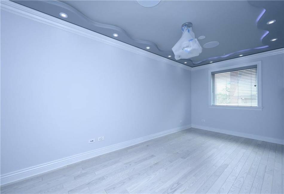 1260 Avenue Y, Brooklyn, New York 11235, 3 Bedrooms Bedrooms, ,2 BathroomsBathrooms,Residential,For Sale,Avenue Y,482224