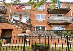 3111 Emmons Avenue, Brooklyn, New York 11235, 2 Bedrooms Bedrooms, ,2 BathroomsBathrooms,Residential,For Sale,Emmons,482361