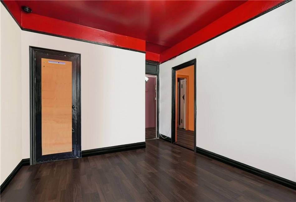 9524 Fort Hamilton Parkway, Brooklyn, New York 11209, 2 Bedrooms Bedrooms, ,1 BathroomBathrooms,Residential,For Sale,Fort Hamilton,483510