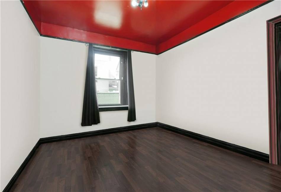 9524 Fort Hamilton Parkway, Brooklyn, New York 11209, 2 Bedrooms Bedrooms, ,1 BathroomBathrooms,Residential,For Sale,Fort Hamilton,483510