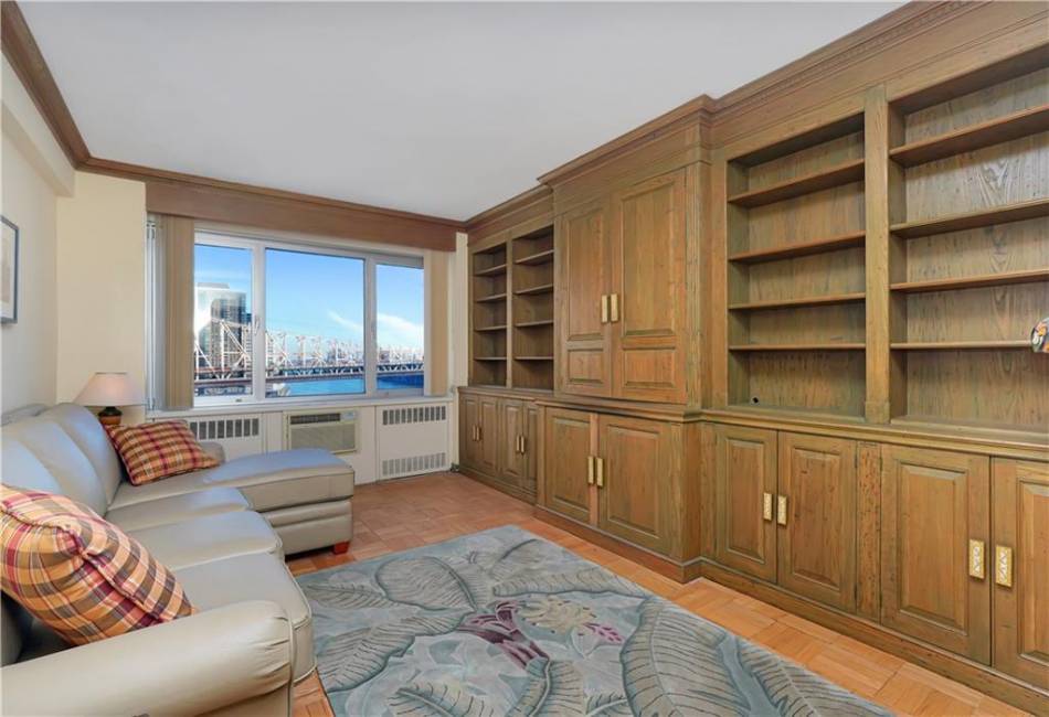 25 Sutton Place, New York, New York 10022, 2 Bedrooms Bedrooms, ,2 BathroomsBathrooms,Residential,For Sale,Sutton,479506