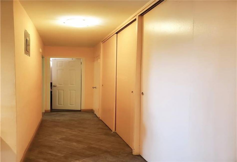 2475 16th Street, Brooklyn, New York 11214, 1 Bedroom Bedrooms, ,1 BathroomBathrooms,Residential,For Sale,16th,484150