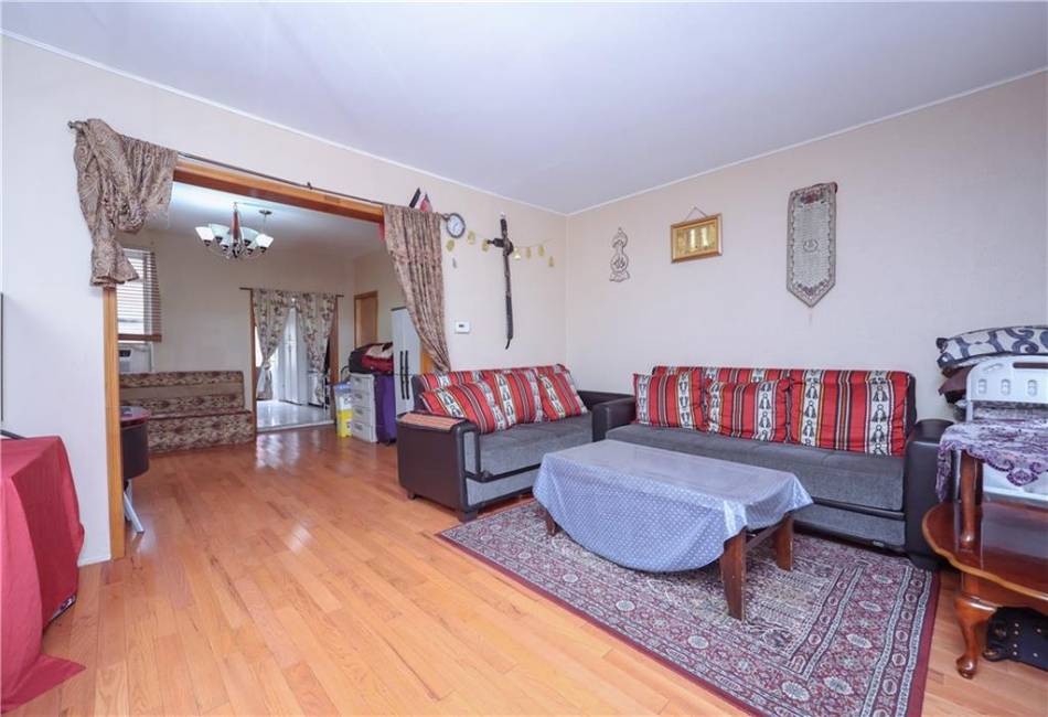 1722 70th Street, Brooklyn, New York 11204, 3 Bedrooms Bedrooms, ,2 BathroomsBathrooms,Residential,For Sale,70th,484151