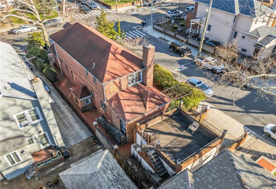 7724 Colonial Road, Brooklyn, New York 11209, 4 Bedrooms Bedrooms, ,3 BathroomsBathrooms,Residential,For Sale,Colonial,484250