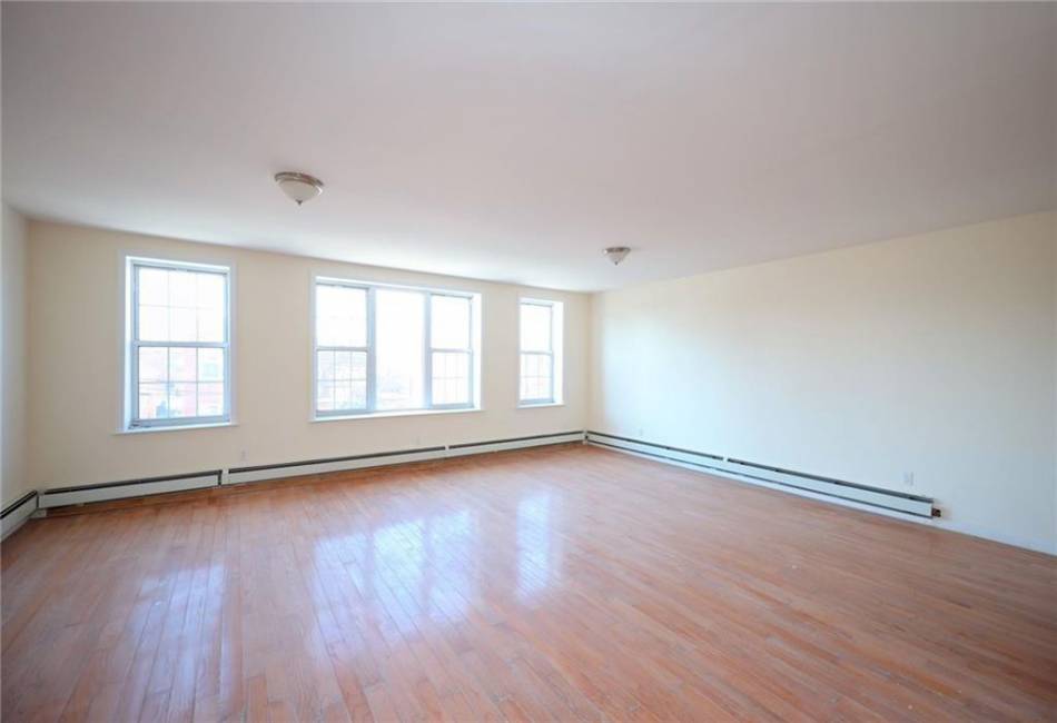 2331 12th Street, Brooklyn, New York 11223, 9 Bedrooms Bedrooms, ,5 BathroomsBathrooms,Residential,For Sale,12th,484324