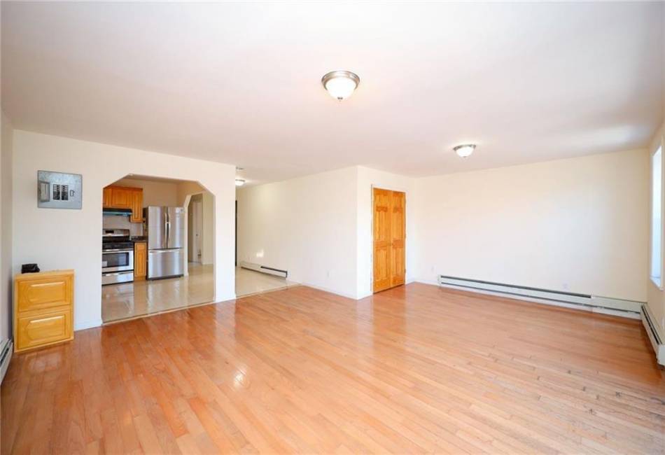 2331 12th Street, Brooklyn, New York 11223, 9 Bedrooms Bedrooms, ,5 BathroomsBathrooms,Residential,For Sale,12th,484324