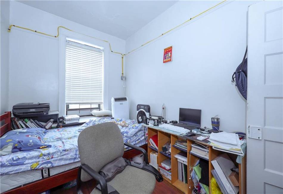 771 52nd Street, Brooklyn, New York 11220, 11 Bedrooms Bedrooms, ,7 BathroomsBathrooms,Residential,For Sale,52nd,484328