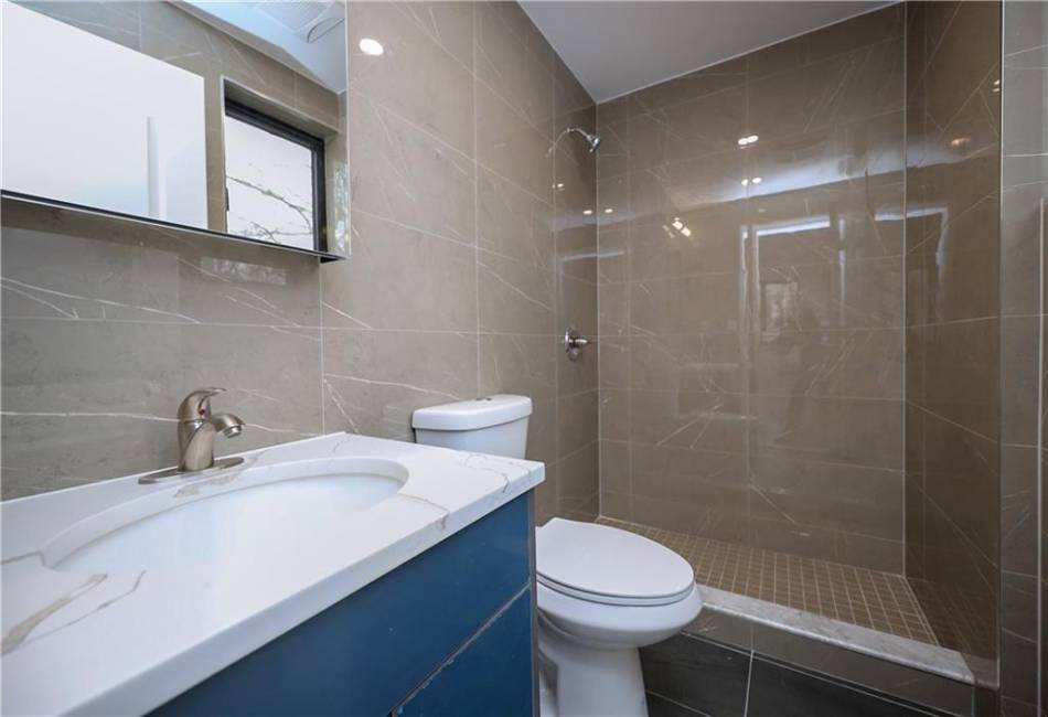 1755 Benson Avenue, Brooklyn, New York 11214, 2 Bedrooms Bedrooms, ,2 BathroomsBathrooms,Residential,For Sale,Benson,484272