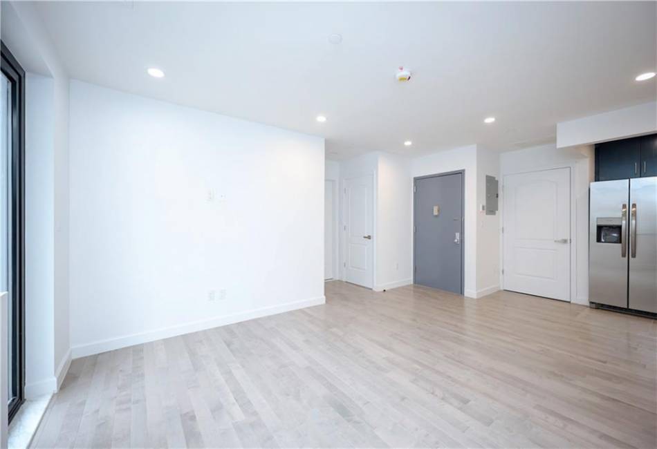 1755 Benson Avenue, Brooklyn, New York 11214, 2 Bedrooms Bedrooms, ,2 BathroomsBathrooms,Residential,For Sale,Benson,484272