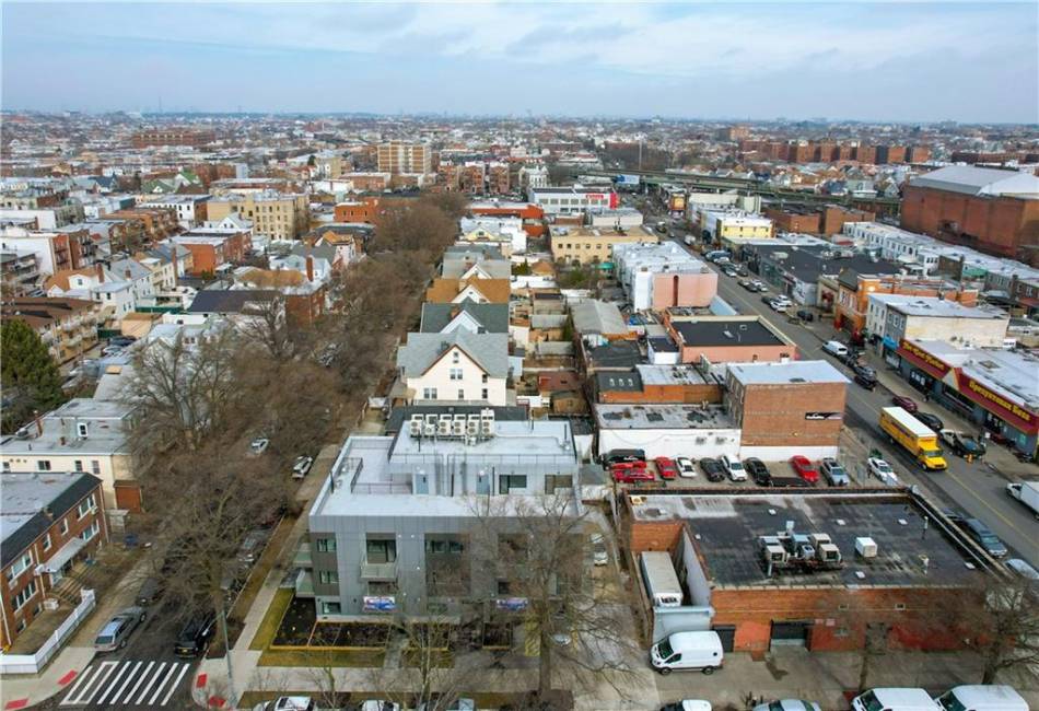 1755 Benson Avenue, Brooklyn, New York 11214, 2 Bedrooms Bedrooms, ,2 BathroomsBathrooms,Residential,For Sale,Benson,484272