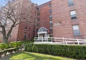2140 Knapp Street, Brooklyn, New York 11229, 2 Bedrooms Bedrooms, ,1 BathroomBathrooms,Residential,For Sale,Knapp,484470