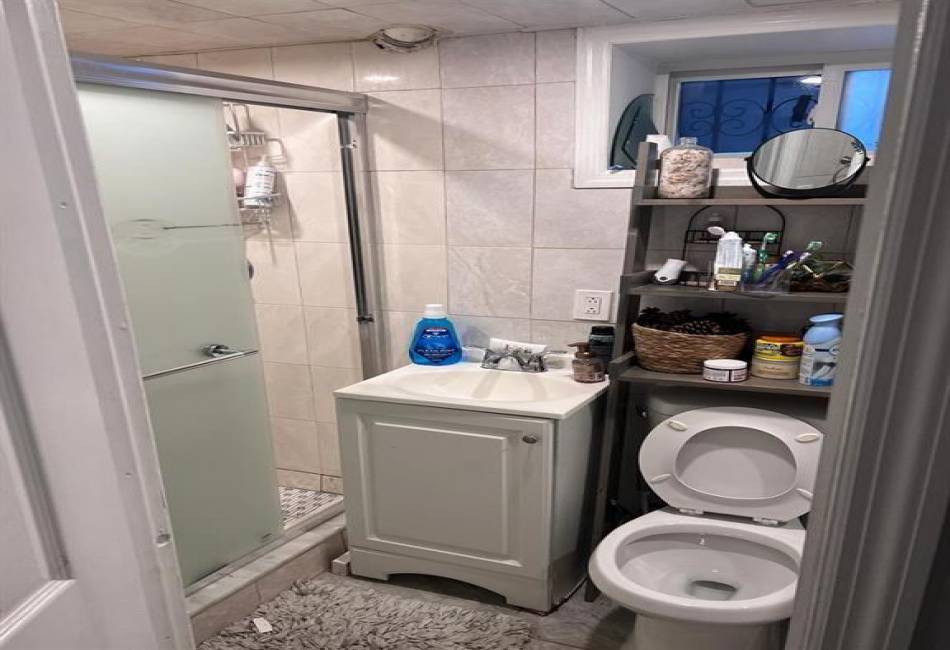 165 28th Avenue, Brooklyn, New York 11214, 8 Bedrooms Bedrooms, ,4 BathroomsBathrooms,Residential,For Sale,28th,484478