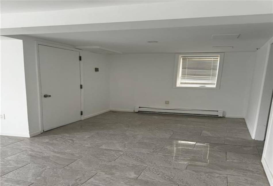 165 28th Avenue, Brooklyn, New York 11214, 8 Bedrooms Bedrooms, ,4 BathroomsBathrooms,Residential,For Sale,28th,484478
