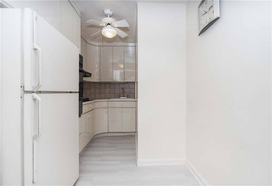 1530 8th Street, Brooklyn, New York 11230, 1 Bedroom Bedrooms, ,1 BathroomBathrooms,Residential,For Sale,8th,484426