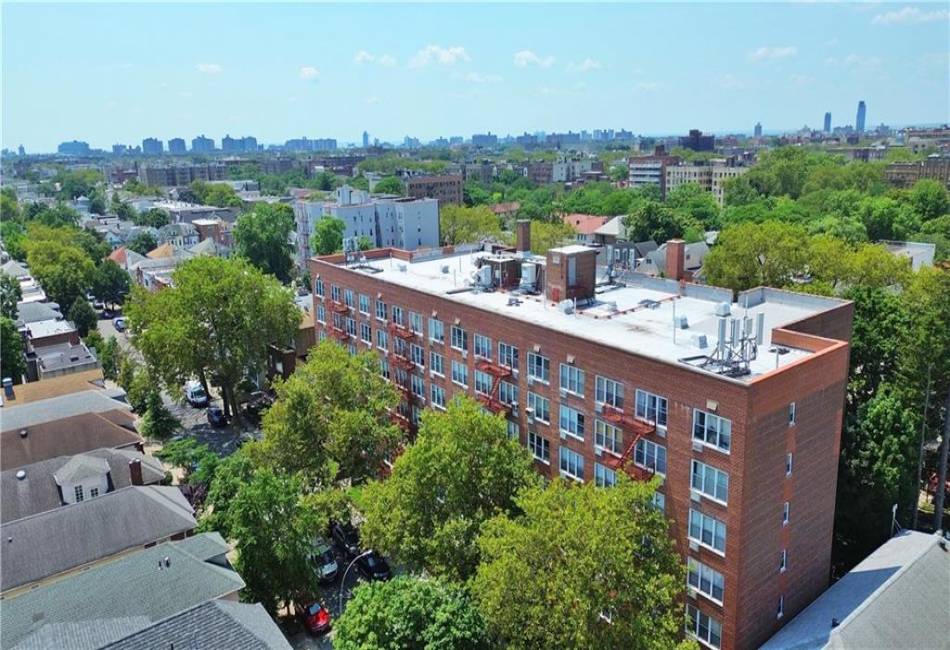 1530 8th Street, Brooklyn, New York 11230, 1 Bedroom Bedrooms, ,1 BathroomBathrooms,Residential,For Sale,8th,484426