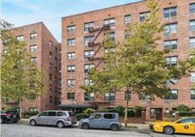 275 Webster Avenue, Brooklyn, New York 11230, 1 Bedroom Bedrooms, ,1 BathroomBathrooms,Residential,For Sale,Webster,477409