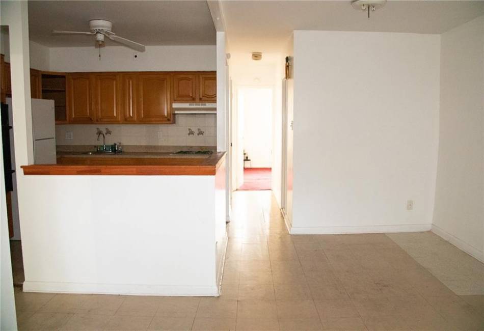 678 77th Street, Brooklyn, New York 11236, 6 Bedrooms Bedrooms, ,5 BathroomsBathrooms,Residential,For Sale,77th,484638
