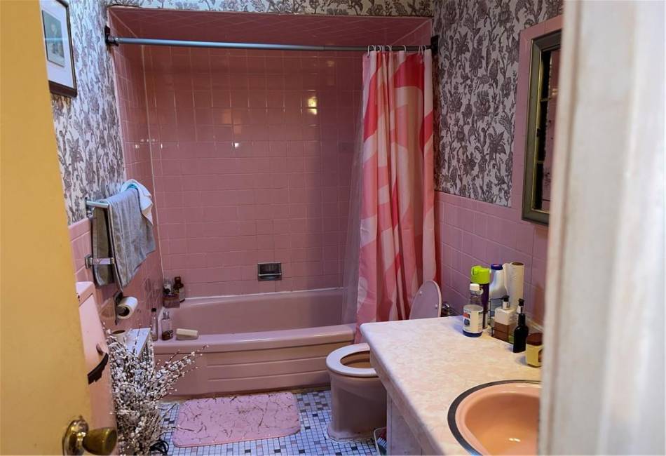 678 77th Street, Brooklyn, New York 11236, 6 Bedrooms Bedrooms, ,5 BathroomsBathrooms,Residential,For Sale,77th,484638