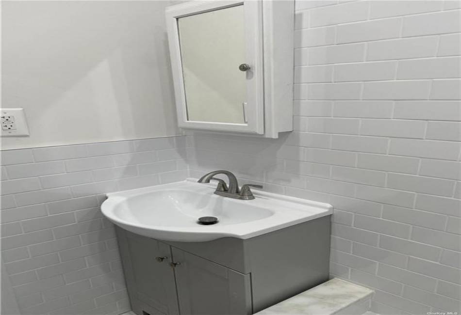 7101 Colonial Road, Brooklyn, New York 11209, 1 Bedroom Bedrooms, ,1 BathroomBathrooms,Residential,For Sale,Colonial,477298