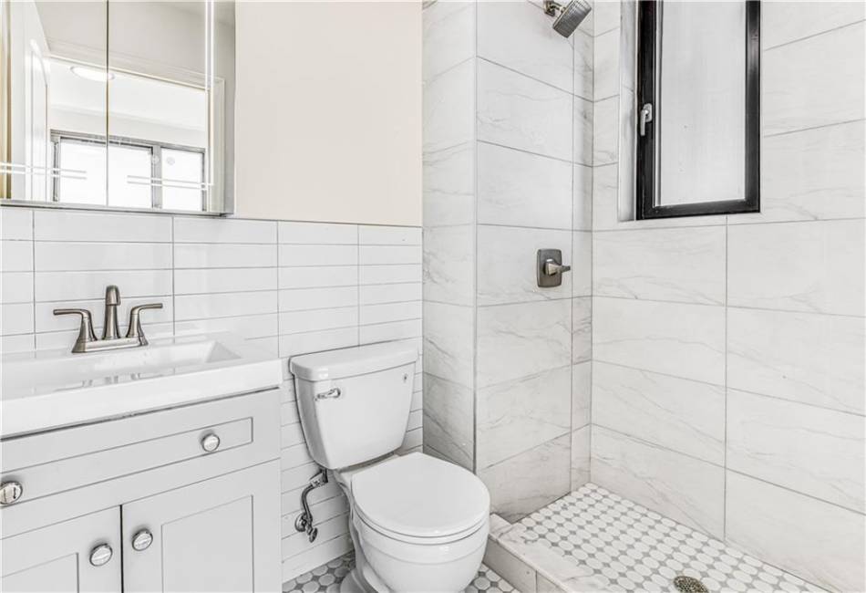 207 Bay 35th Street, Brooklyn, New York 11214, 2 Bedrooms Bedrooms, ,1 BathroomBathrooms,Residential,For Sale,Bay 35th,484687