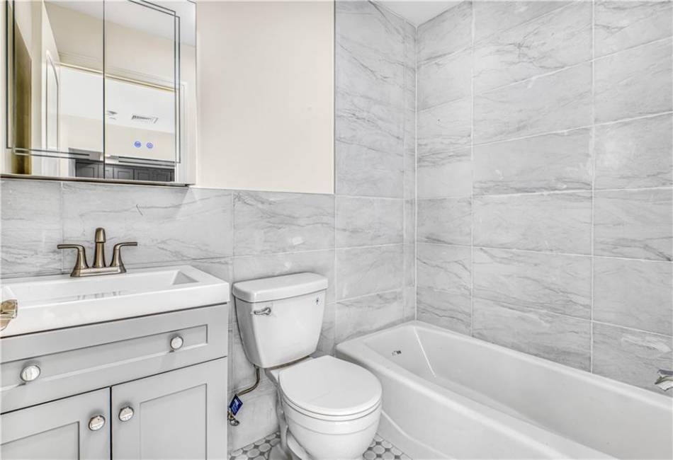 207 Bay 35th Street, Brooklyn, New York 11214, 2 Bedrooms Bedrooms, ,1 BathroomBathrooms,Residential,For Sale,Bay 35th,484687