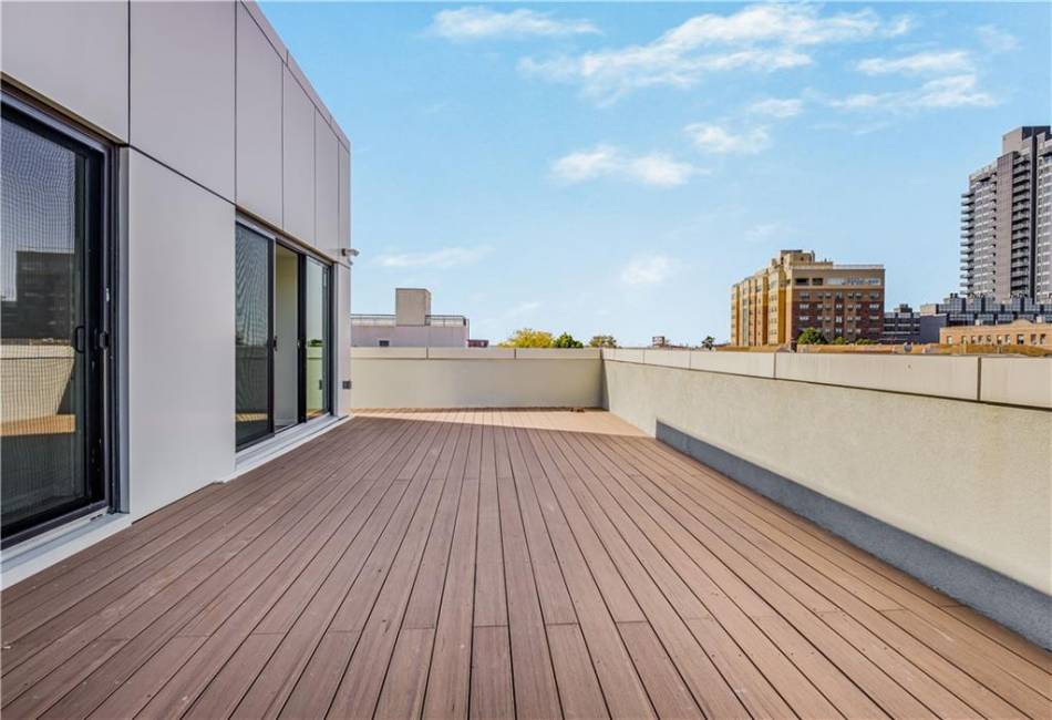 207 Bay 35th Street, Brooklyn, New York 11214, 2 Bedrooms Bedrooms, ,1 BathroomBathrooms,Residential,For Sale,Bay 35th,484687