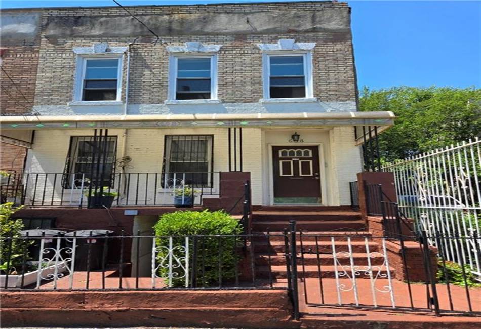 608 Alabama Avenue, Brooklyn, New York 11207, 3 Bedrooms Bedrooms, ,1 BathroomBathrooms,Rental,For Sale,Alabama,484709