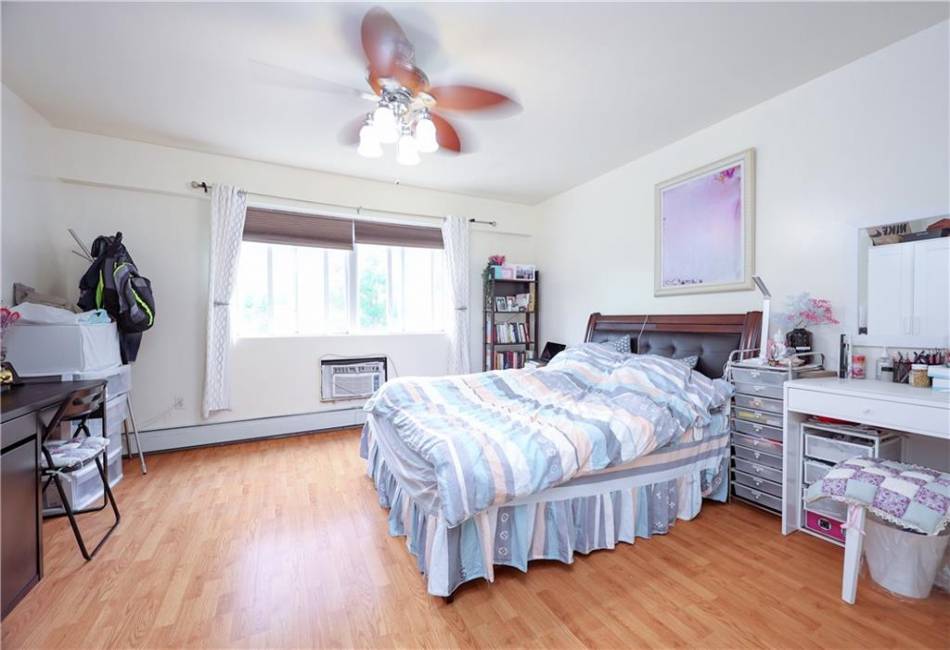 2016 Mermaid Avenue, Brooklyn, New York 11224, 3 Bedrooms Bedrooms, ,2 BathroomsBathrooms,Residential,For Sale,Mermaid,484789