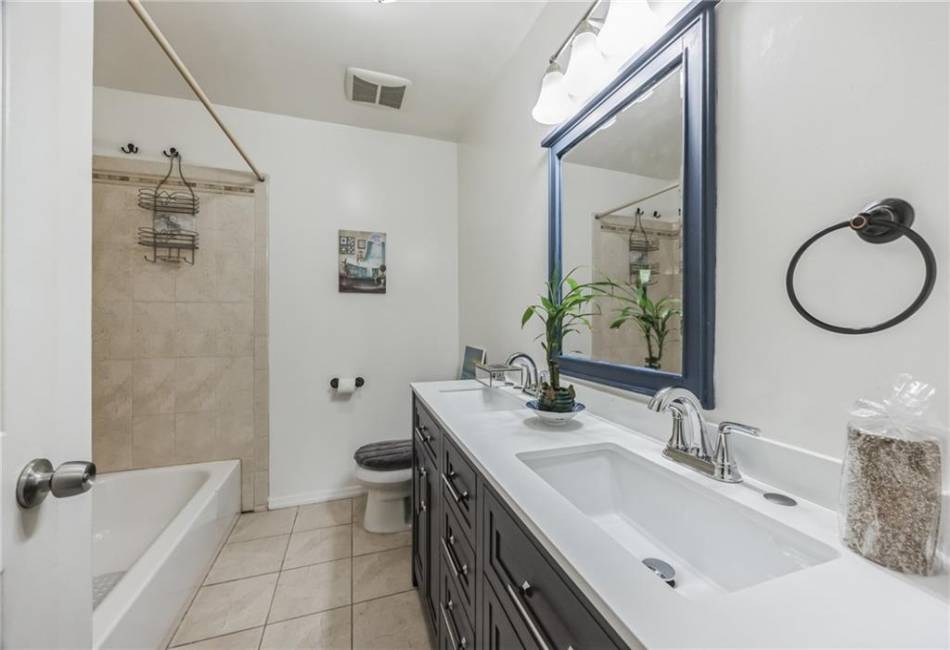 1771 93rd Street, Brooklyn, New York 11236, 6 Bedrooms Bedrooms, ,3 BathroomsBathrooms,Residential,For Sale,93rd,484815