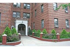 2901 Avenue I, Brooklyn, New York 11210, 2 Bedrooms Bedrooms, ,1 BathroomBathrooms,Rental,For Sale,Avenue I,484826