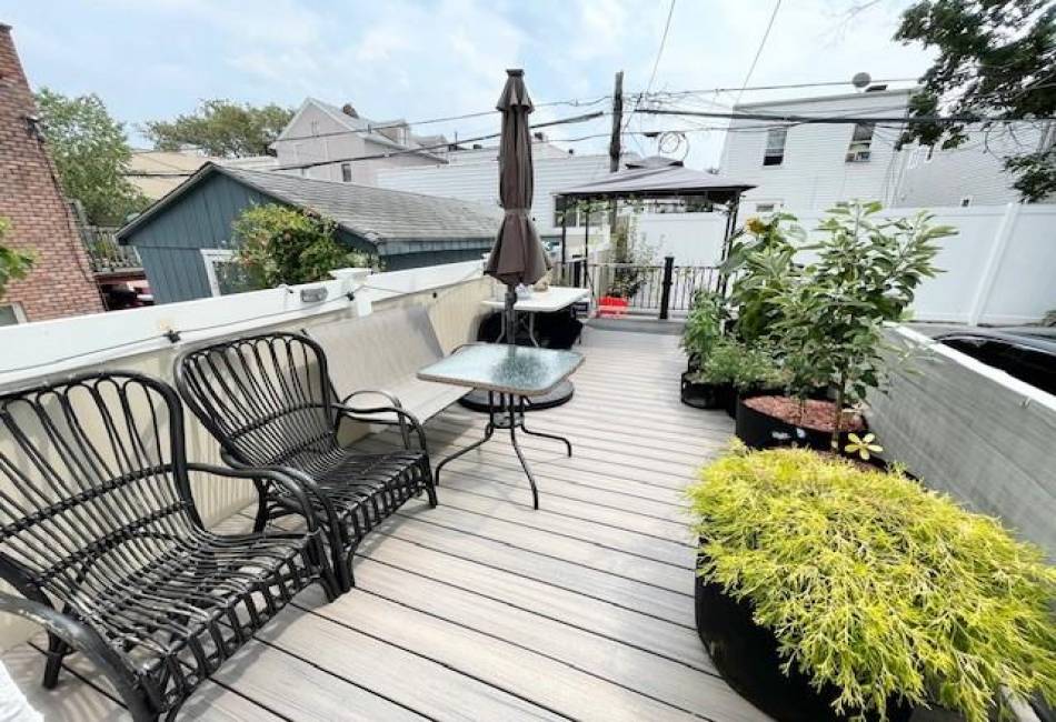 238 87th Street, Brooklyn, New York 11209, 5 Bedrooms Bedrooms, ,5 BathroomsBathrooms,Residential,For Sale,87th,484825