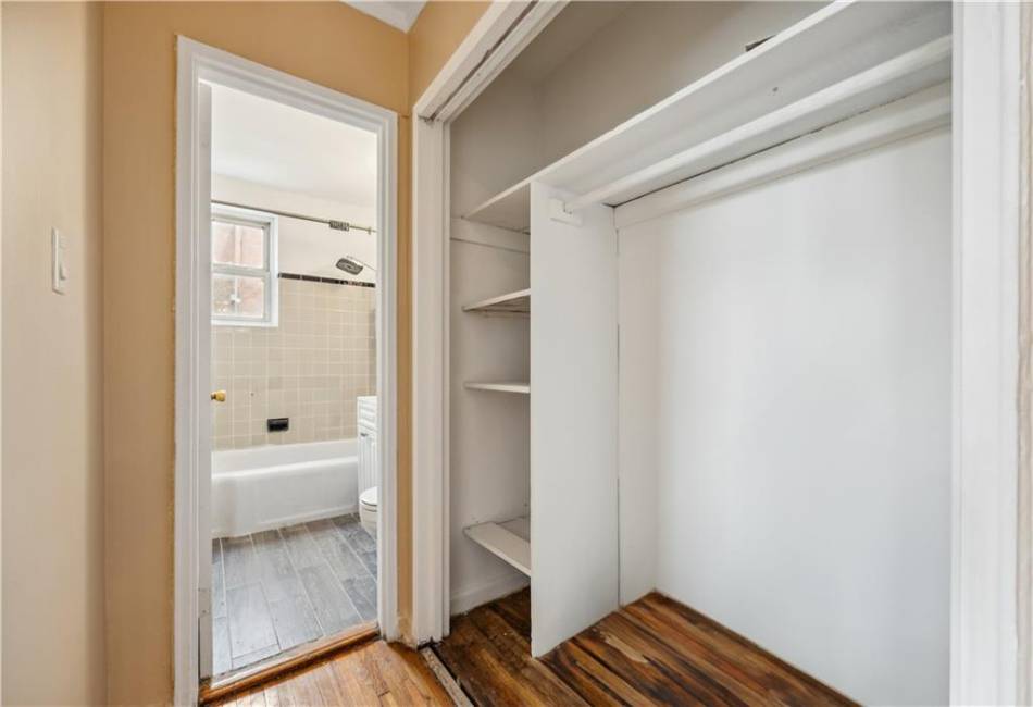 393 Avenue S, Brooklyn, New York 11223, 1 Bedroom Bedrooms, ,1 BathroomBathrooms,Residential,For Sale,Avenue S,484833