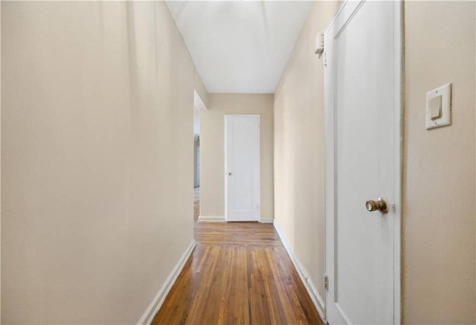 393 Avenue S, Brooklyn, New York 11223, 1 Bedroom Bedrooms, ,1 BathroomBathrooms,Residential,For Sale,Avenue S,484833