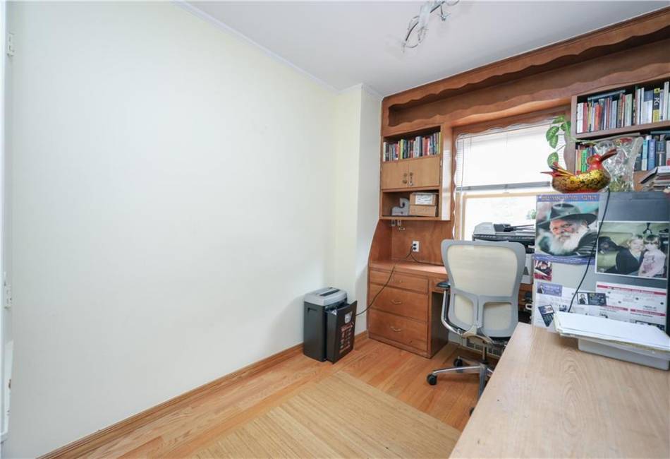 2342 29th Street, Brooklyn, New York 11229, 3 Bedrooms Bedrooms, ,3 BathroomsBathrooms,Residential,For Sale,29th,484838