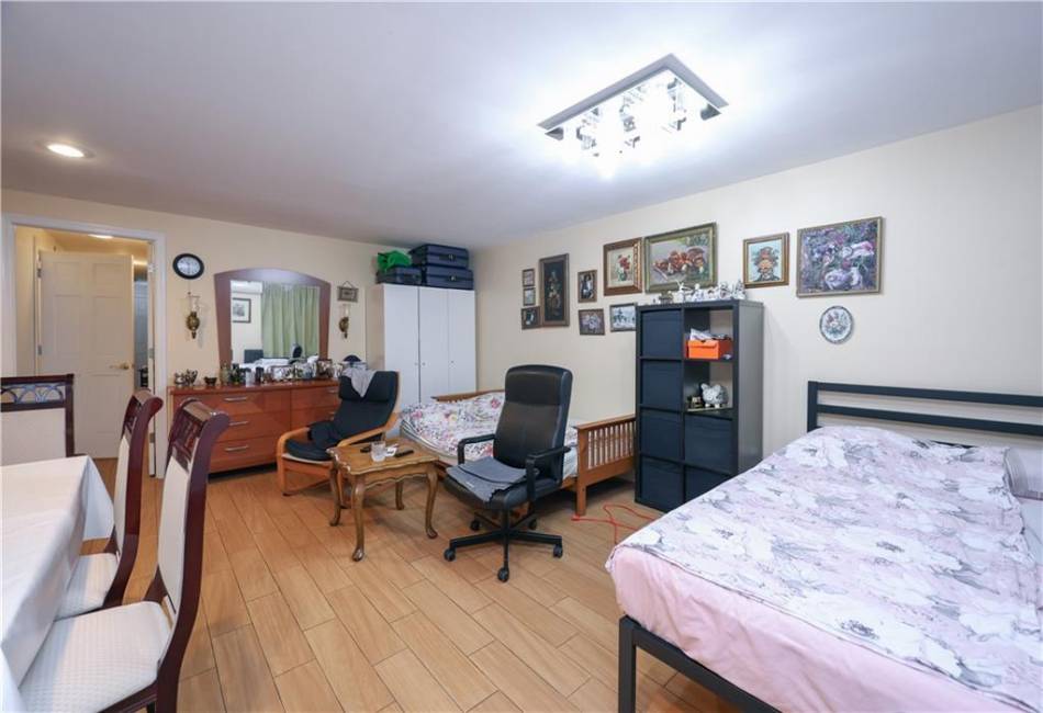 2342 29th Street, Brooklyn, New York 11229, 3 Bedrooms Bedrooms, ,3 BathroomsBathrooms,Residential,For Sale,29th,484838