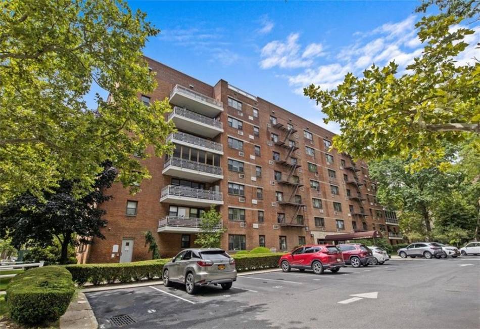 8935 155th Avenue, Queens, New York 11234, 1 Bedroom Bedrooms, ,1 BathroomBathrooms,Residential,For Sale,155th,484856